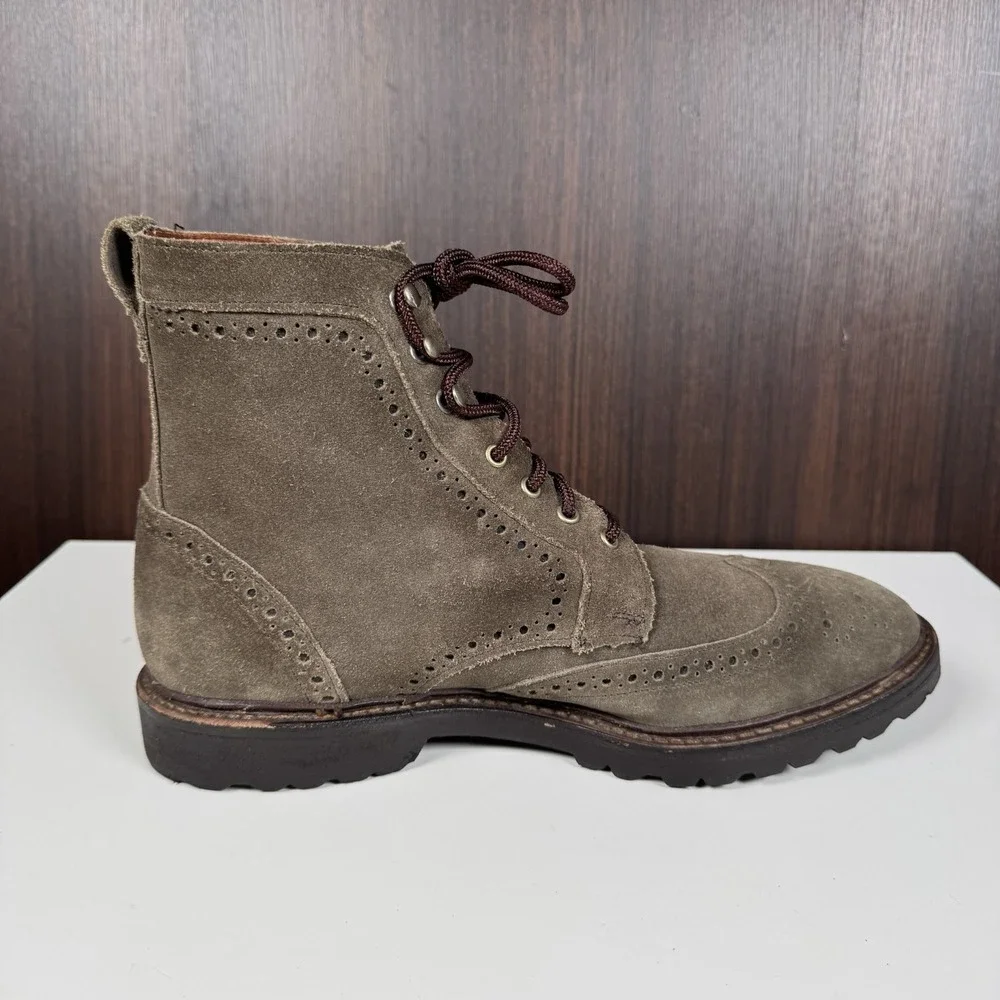 Allen Edmonds Saukville Brown Suede Wingtip Brogue Lug Sole Boots 11 D - Read